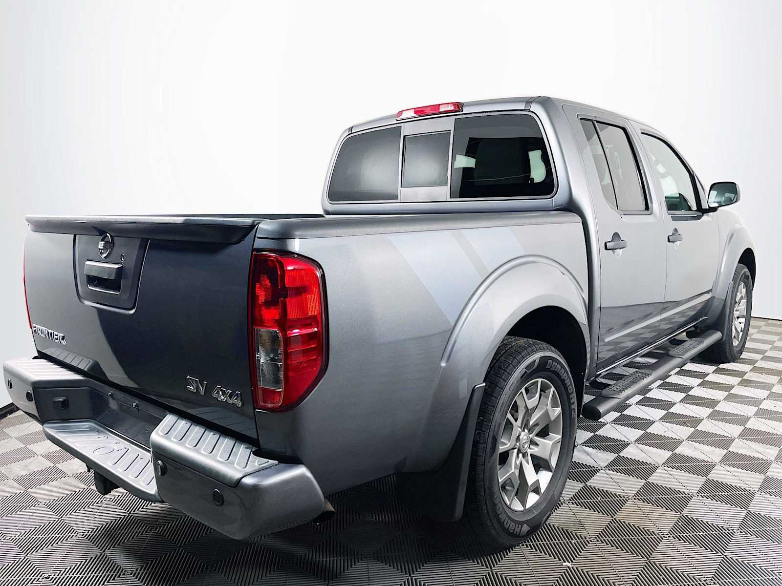 2021 Nissan Frontier SV photo 3