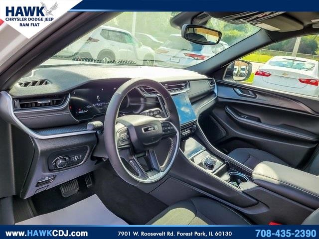 2024 JEEP GRAND CHEROKEE - Image 9