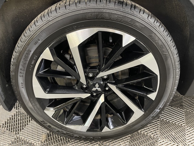 2022 Mitsubishi Outlander SEL photo 12
