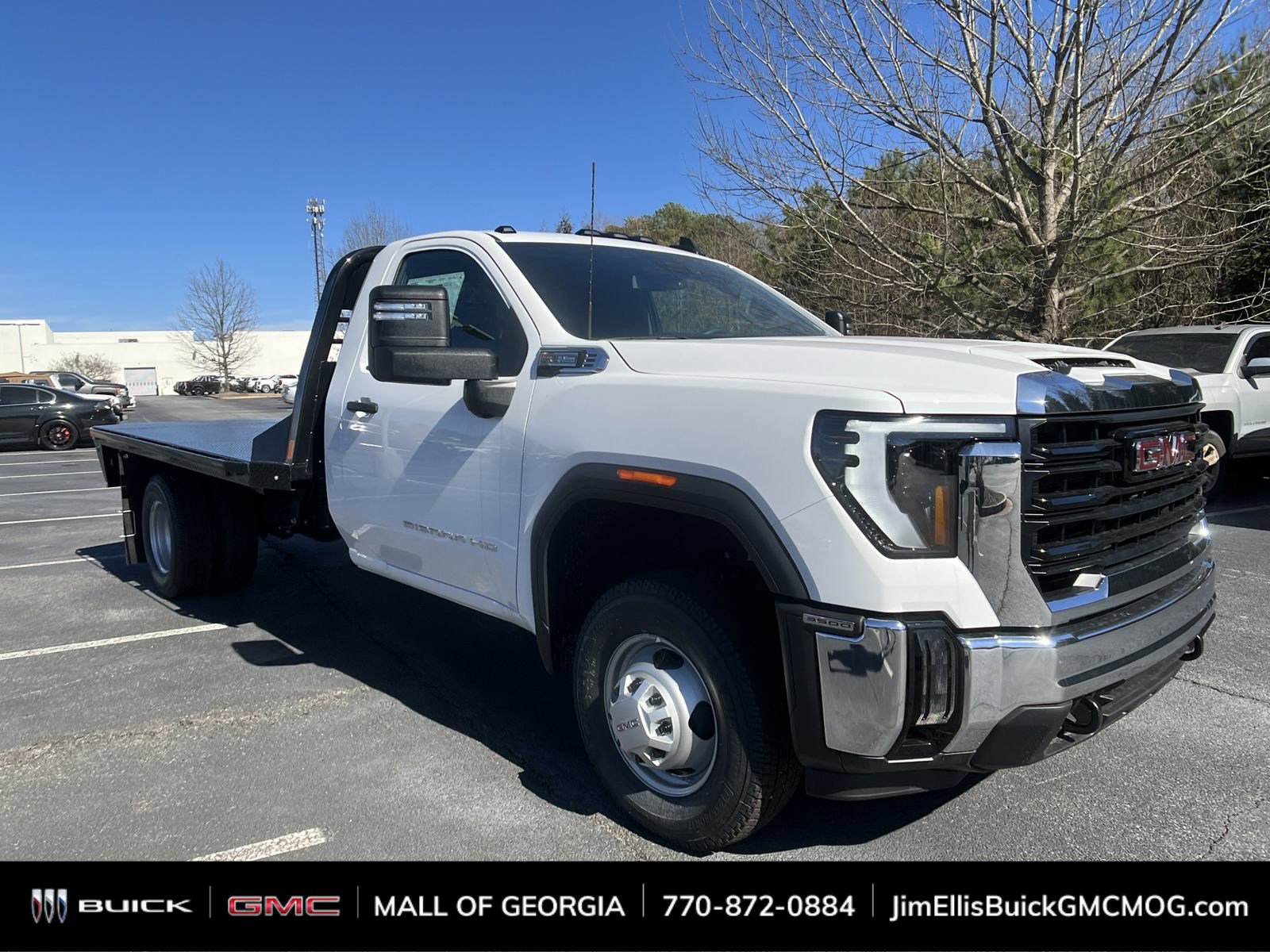 2025 GMC Sierra 3500 Chassis Cab Pro's photo