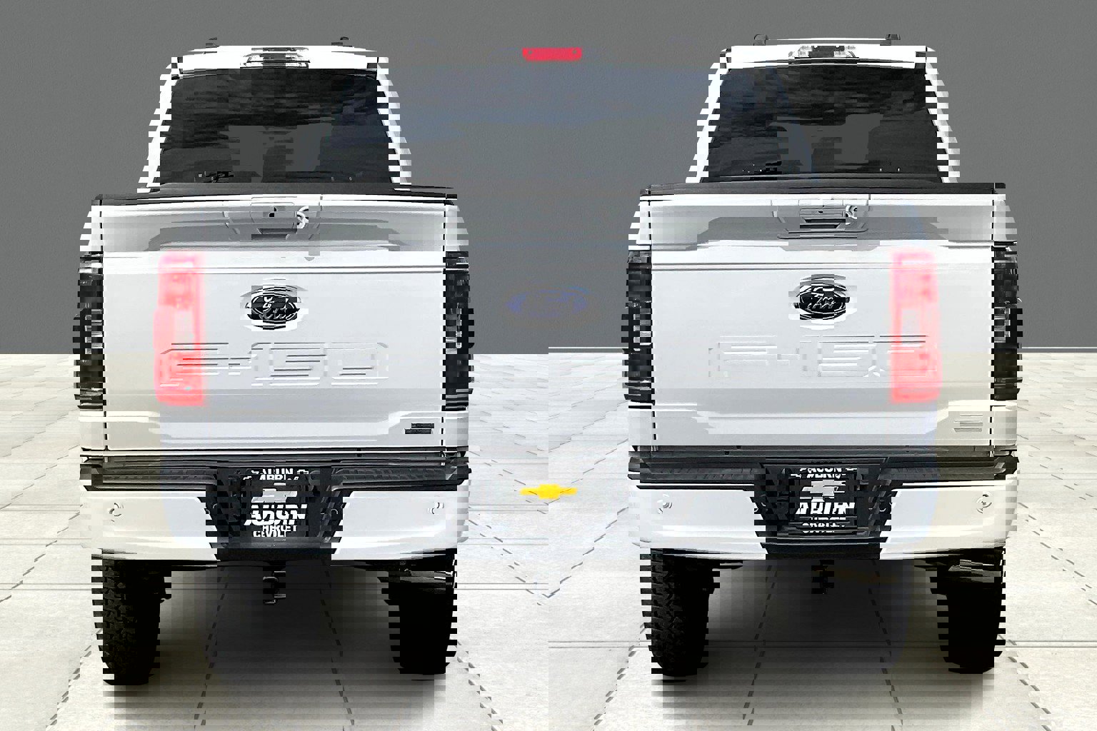 2023 Ford F-150 XLT photo 4