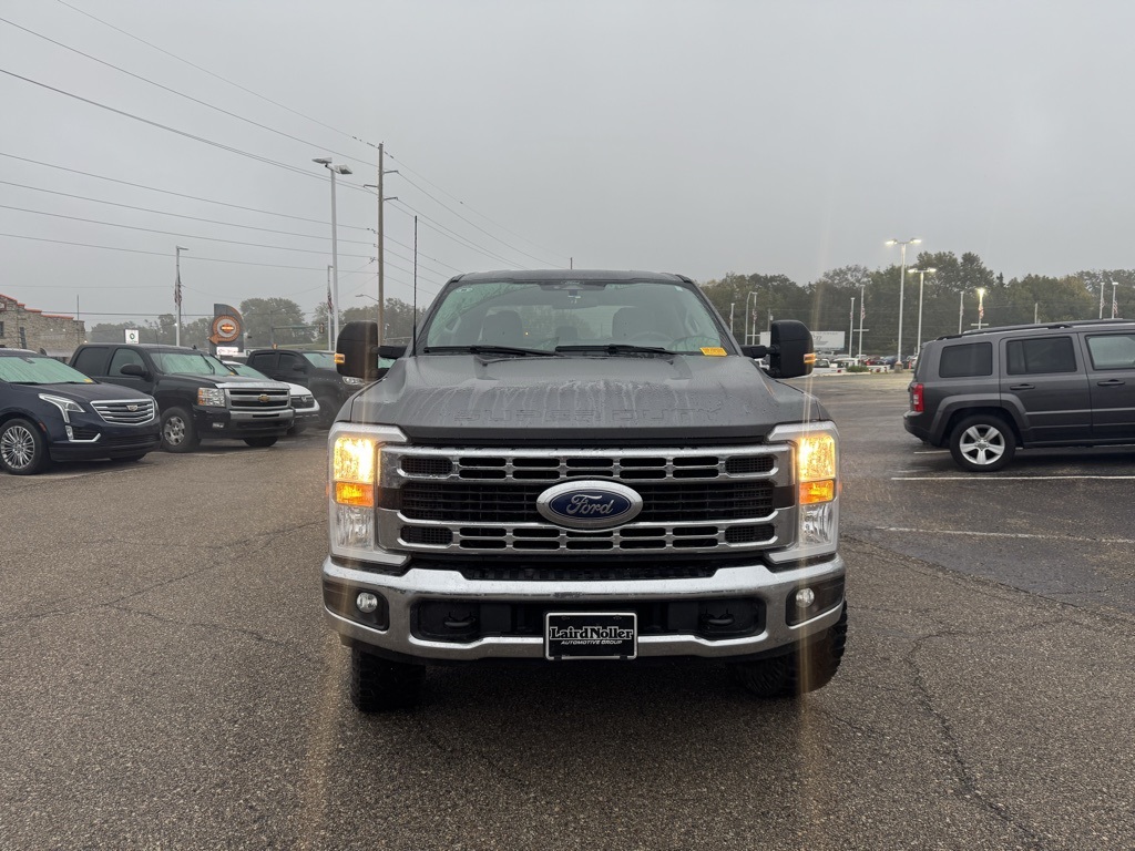 Used 2024 Ford F-250 Super Duty XLT with VIN 1FT8W2BN5RED31985 for sale in Kansas City