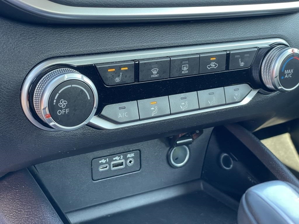2021 Nissan Altima 2.5 SV photo 17