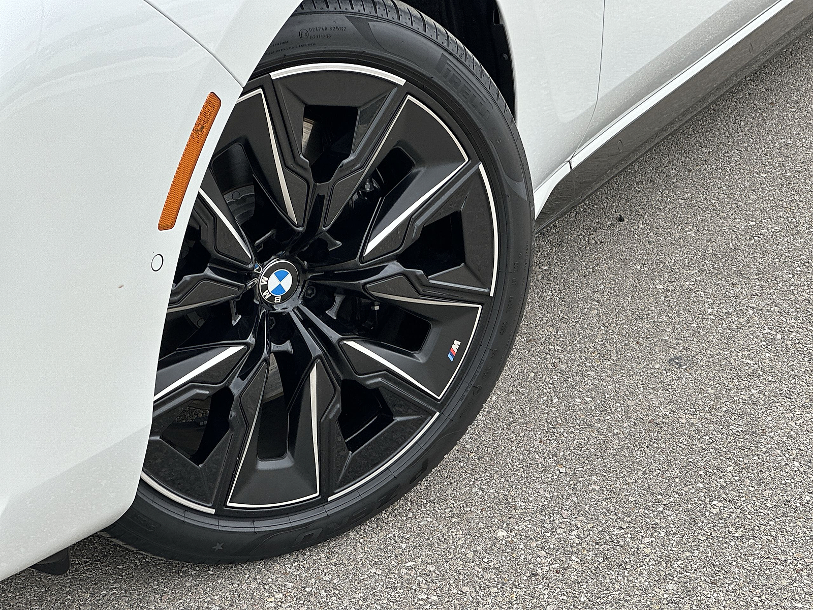 Used 2024 Mineral White Metallic BMW EDRIVE50 image 10