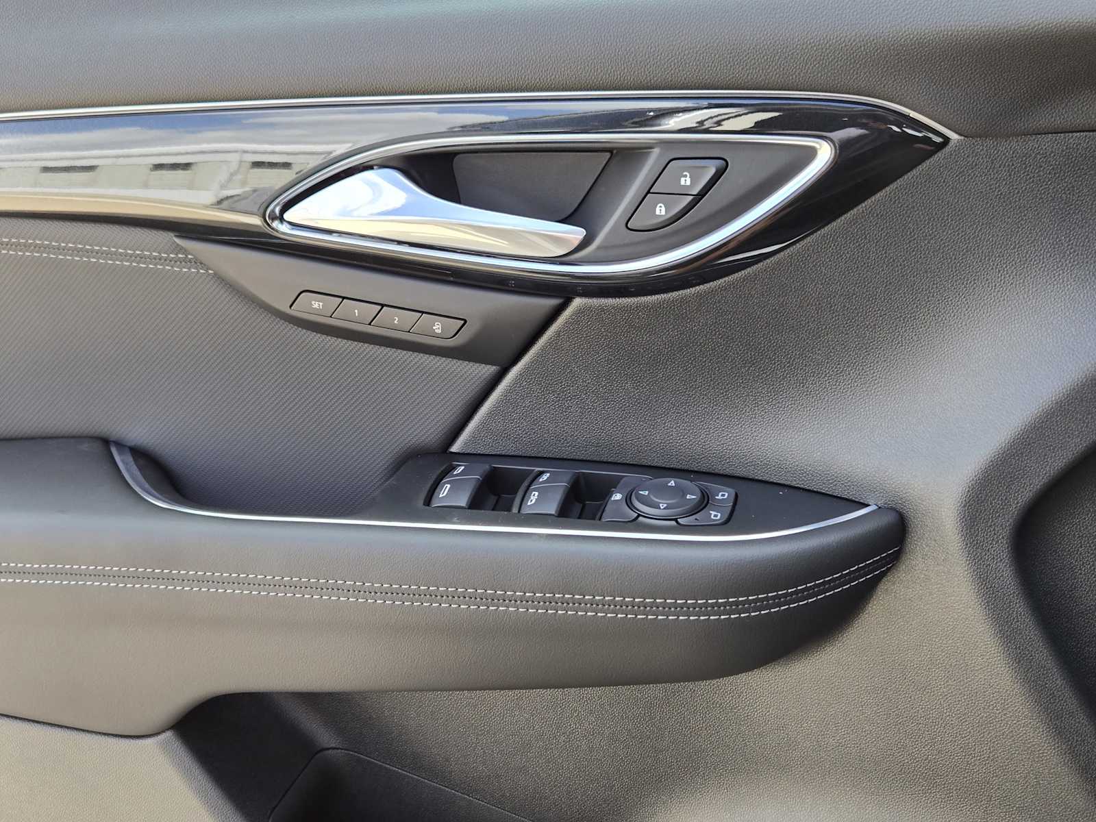 2025 Buick Envision Preferred photo 15