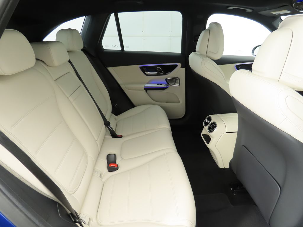 2026 Mercedes Benz GLC 300 4MATIC photo 22