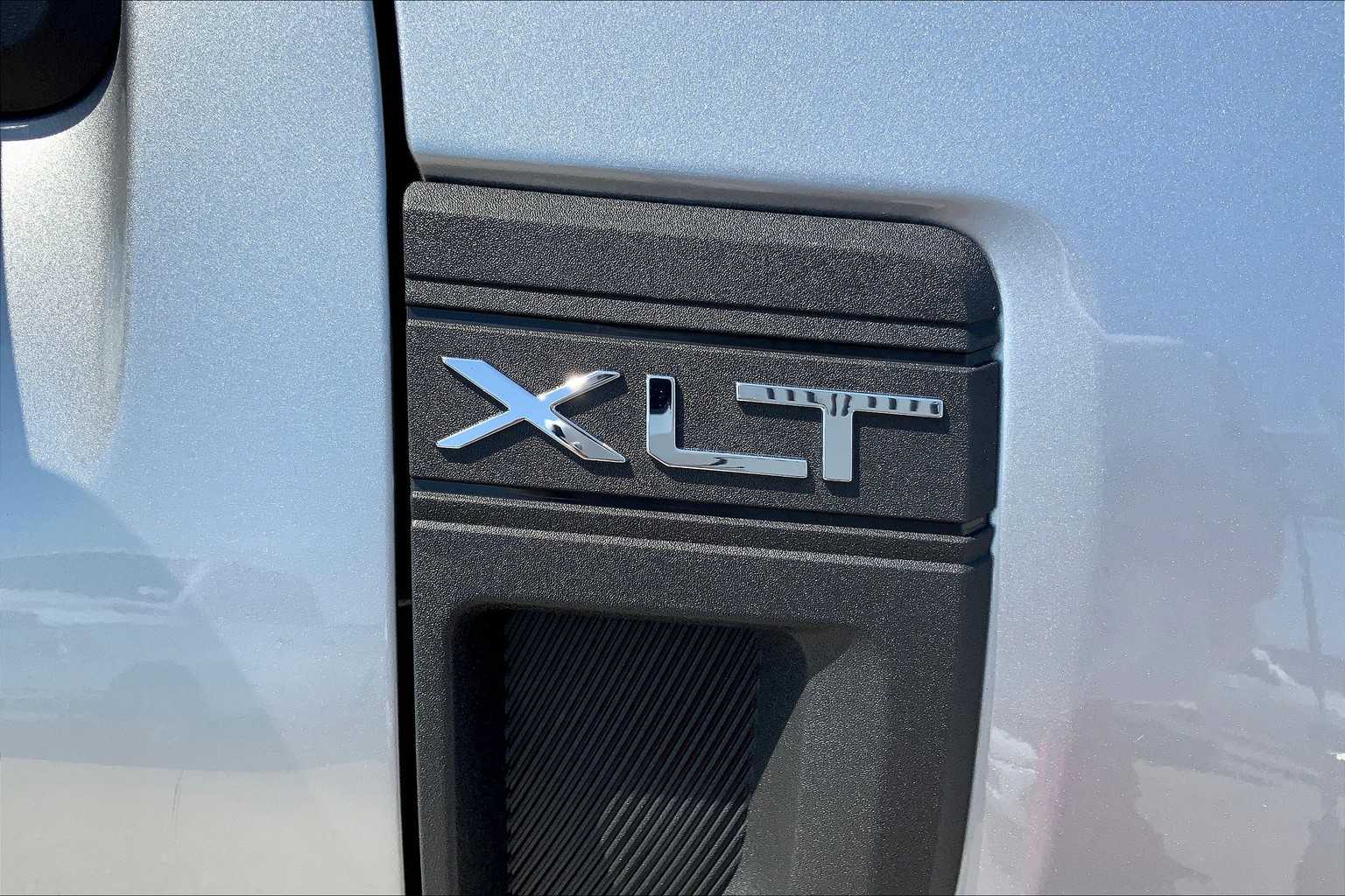 2024 Ford Maverick XLT photo 9