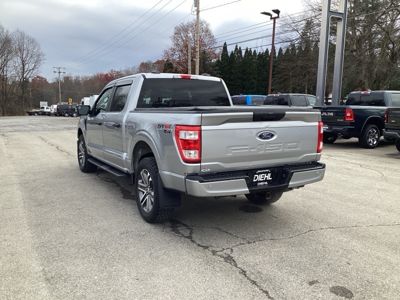2021 Ford F-150 XL photo 3