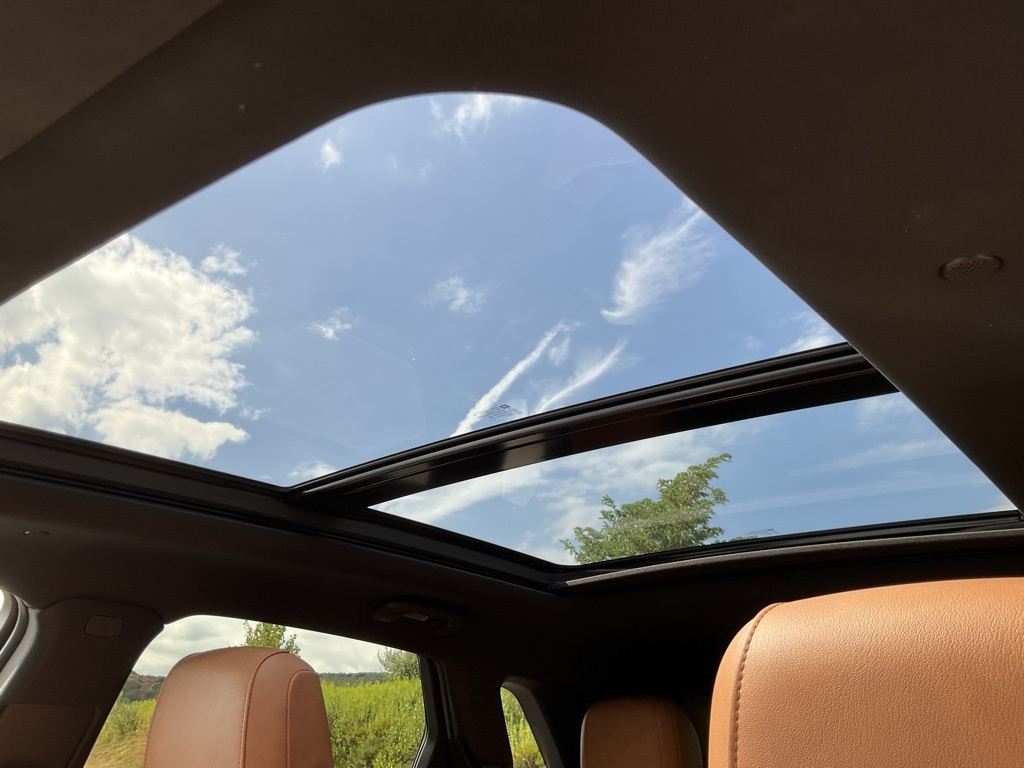 2020 Cadillac XT5 Premium Luxury photo 3
