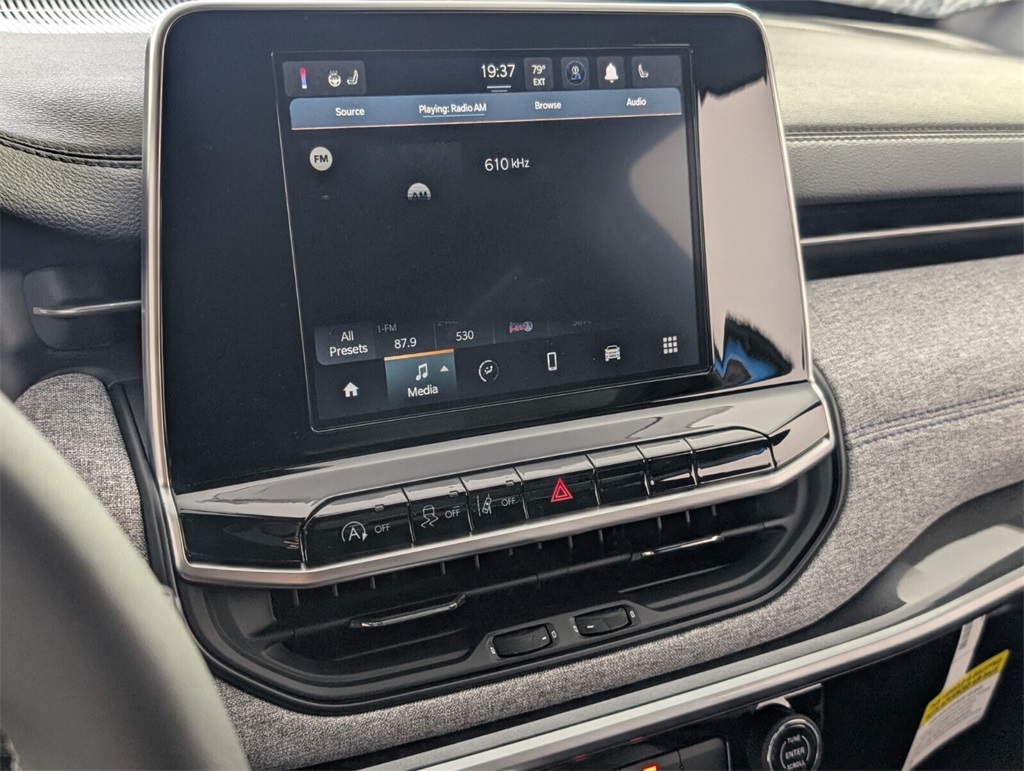 2025 Jeep Compass Latitude photo 10
