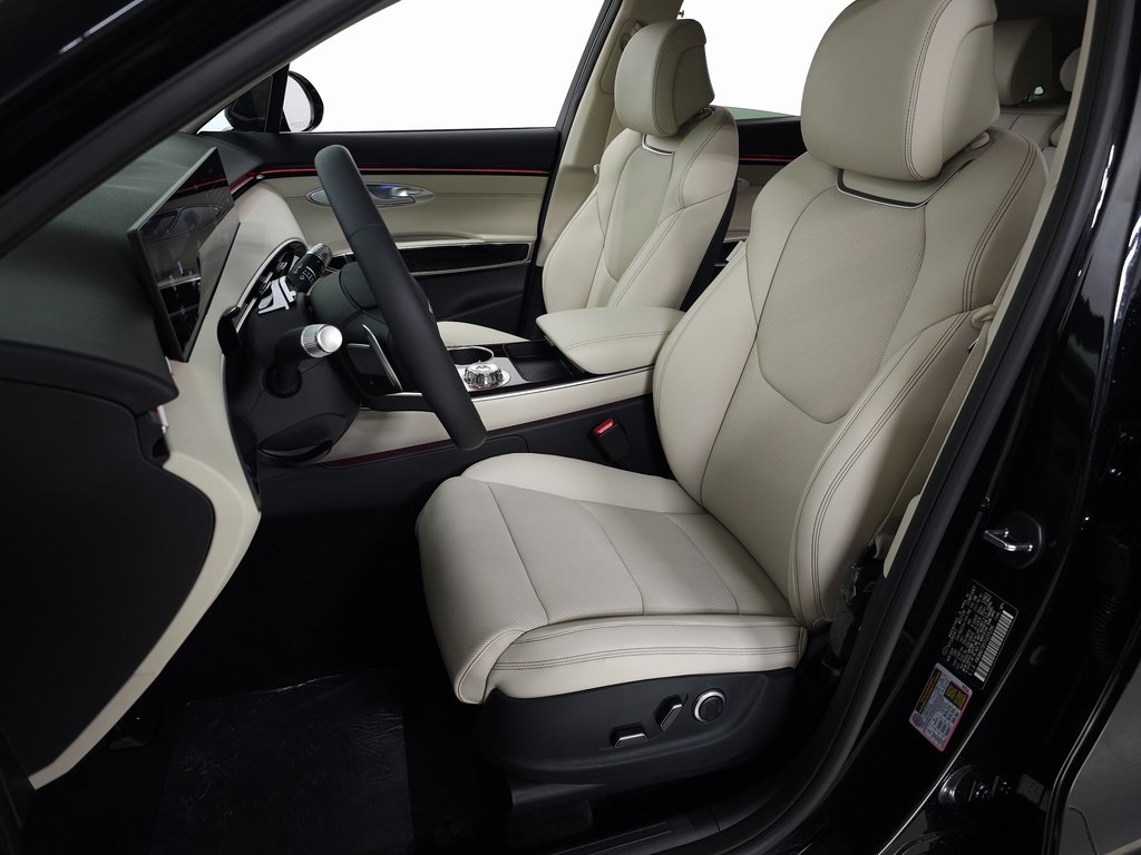 2026 Genesis GV70 2.5T photo 3