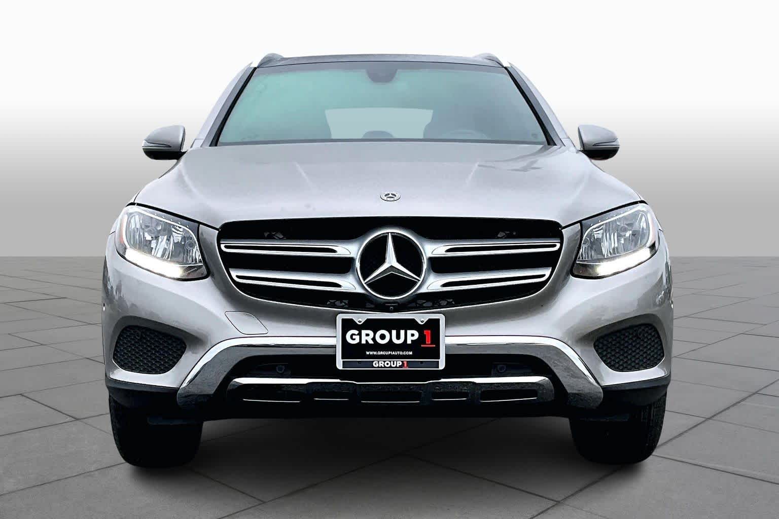 2019 Mercedes Benz GLC 300 4MATIC photo 3