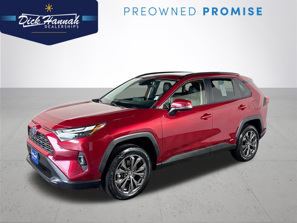 2023 Toyota RAV4 XLE Premium's photo