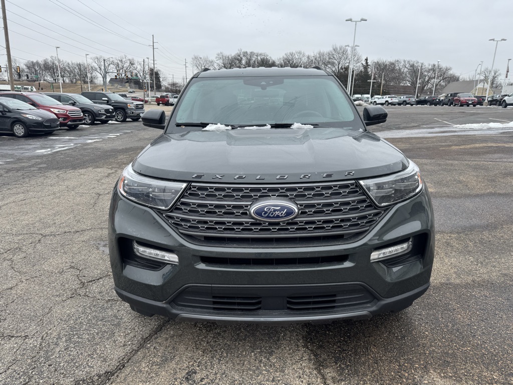 Used 2024 Ford Explorer XLT with VIN 1FMSK8DH5RGA46375 for sale in Kansas City