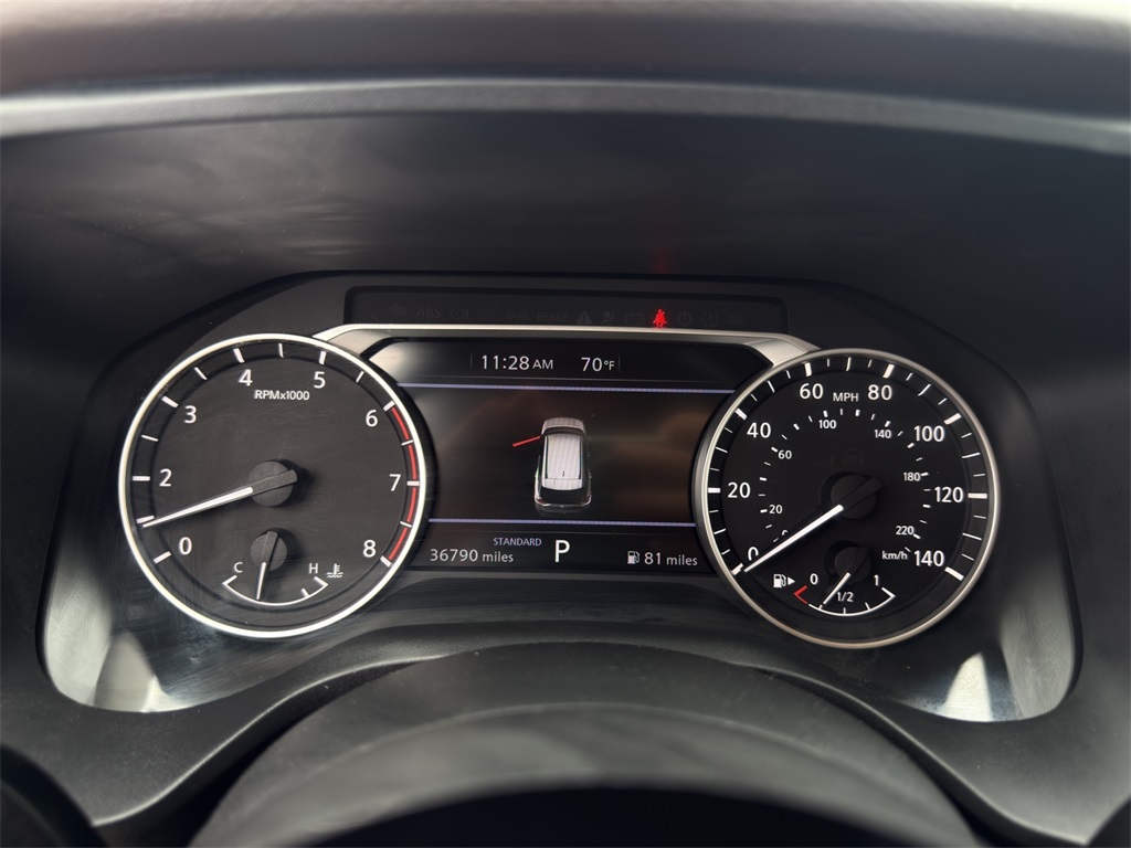 2023 Nissan Rogue SV photo 11