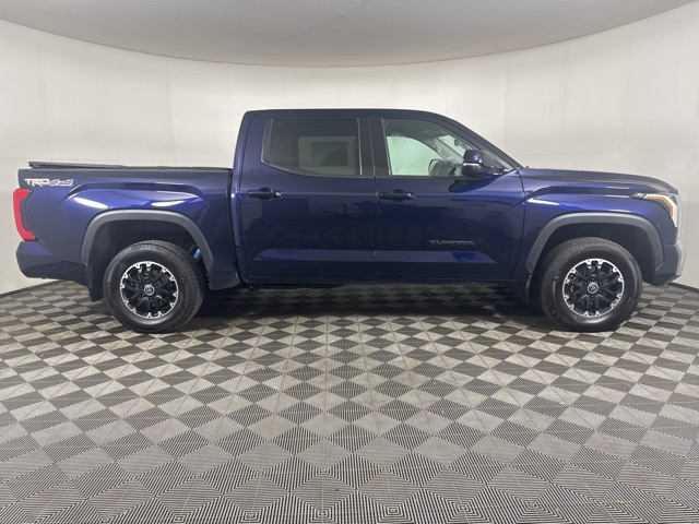 2022 Toyota Tundra SR5 photo 2