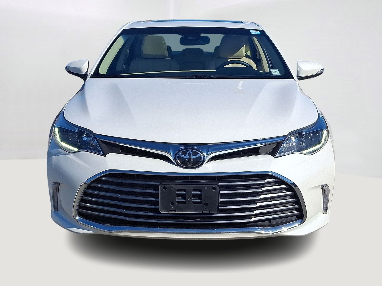 2018 Toyota Avalon Limited photo 2
