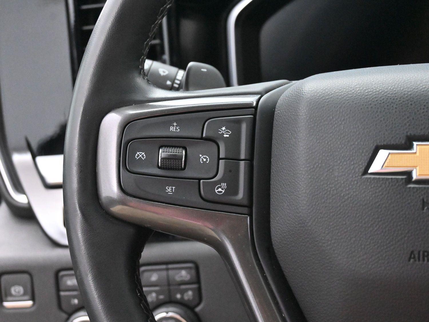2023 Chevrolet Silverado 1500 High Country photo 16