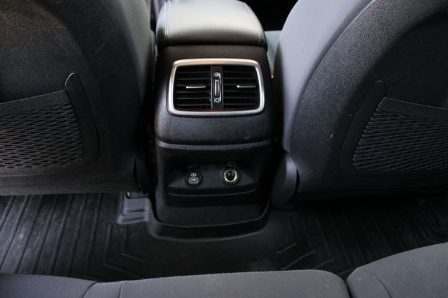 2019 Kia Sorento LX photo 31