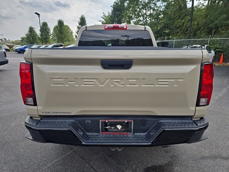2023 Chevrolet Colorado Work Truck photo 6