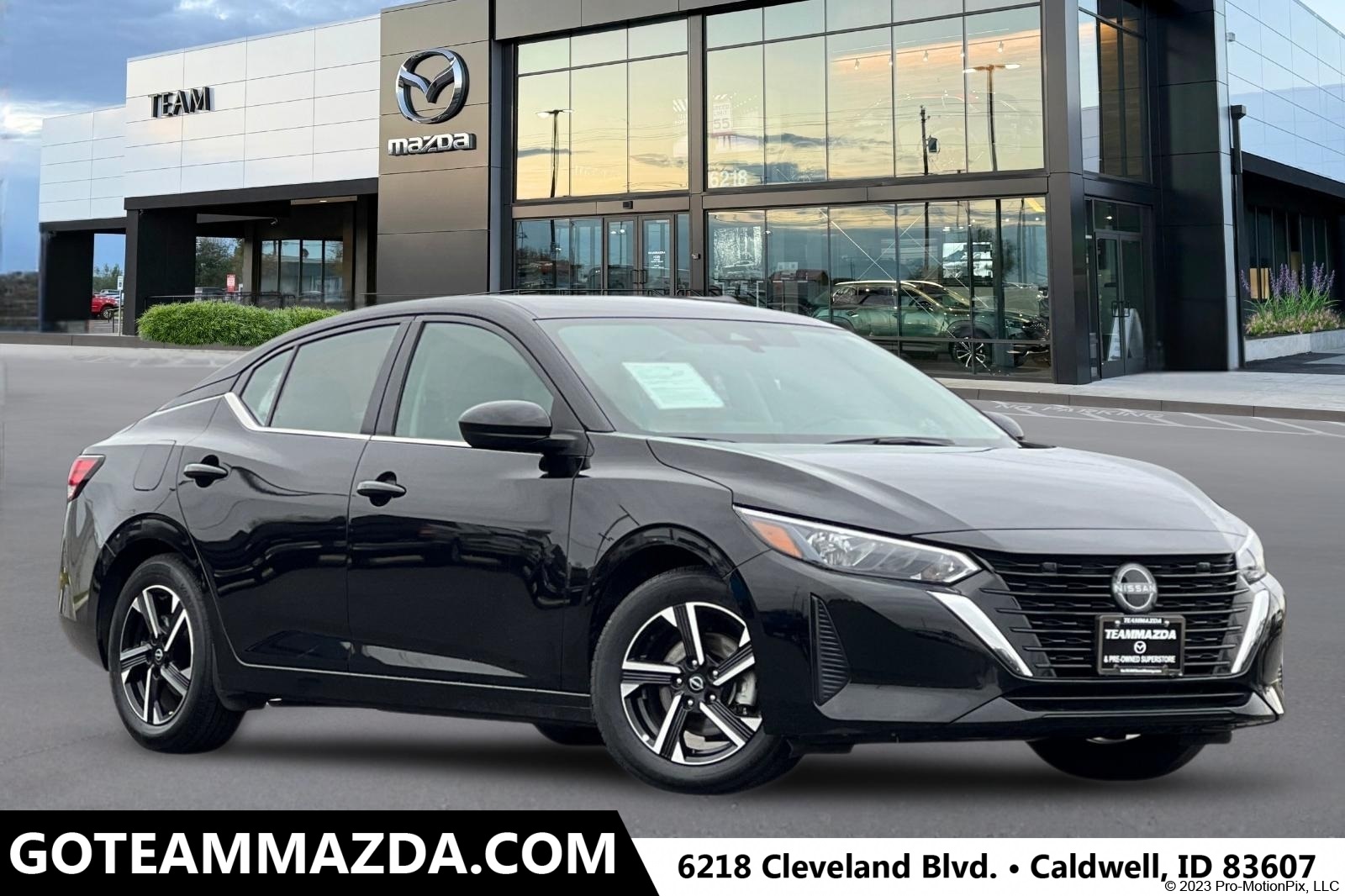 2024 Nissan Sentra SV's photo