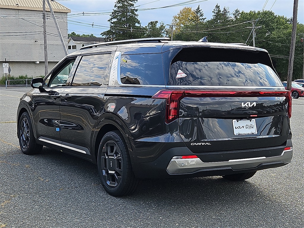2026 Kia Carnival SX photo 2