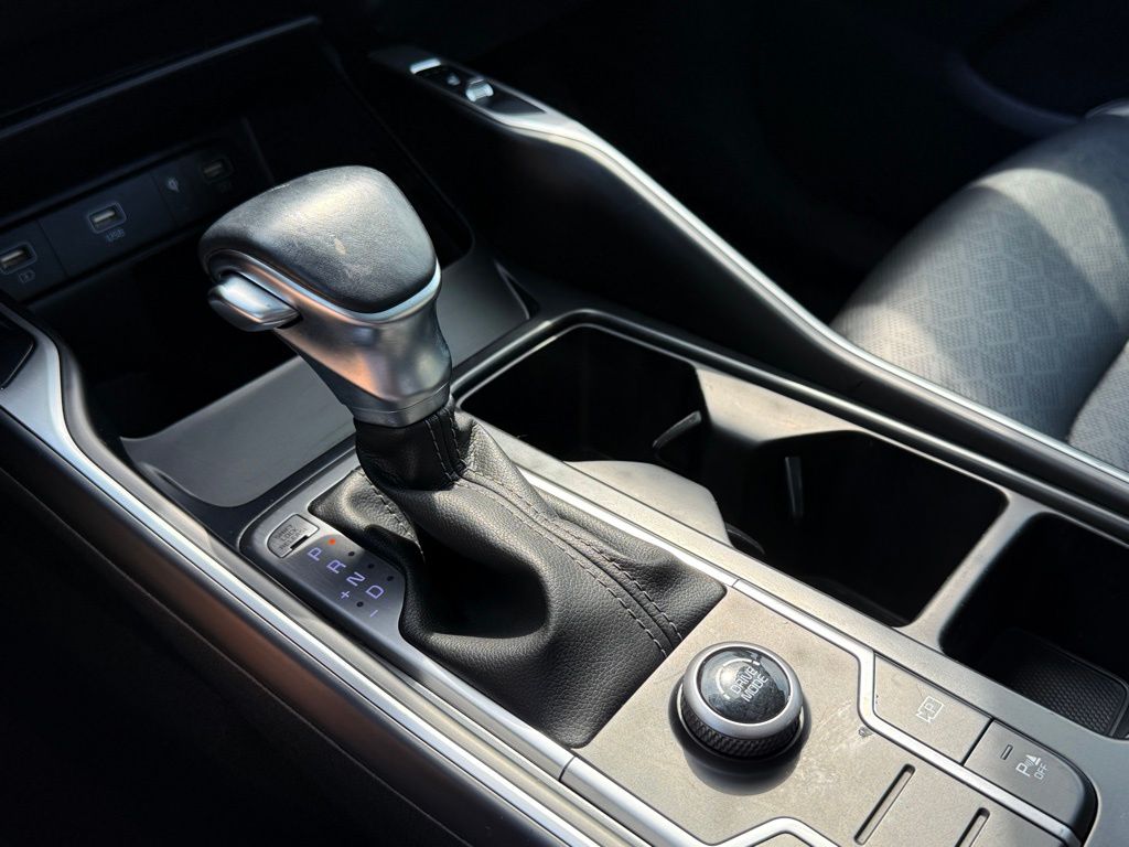 2023 Kia Sorento S photo 28