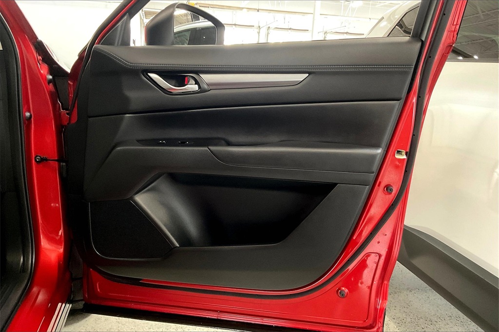 2022 Mazda CX-5 2.5 Premium Plus photo 22