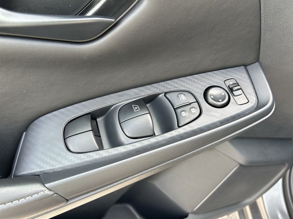 2025 Nissan Sentra S photo 11