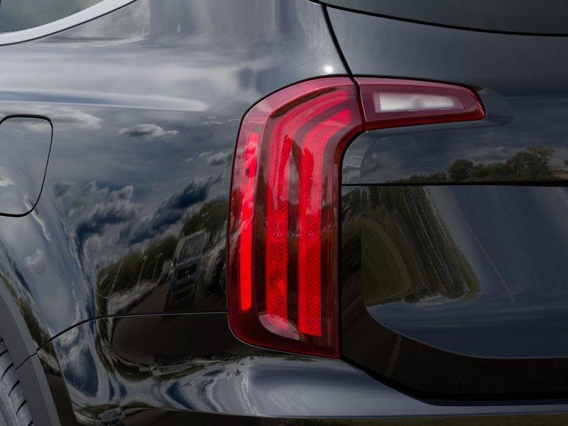 2025 Kia Telluride LX photo 9