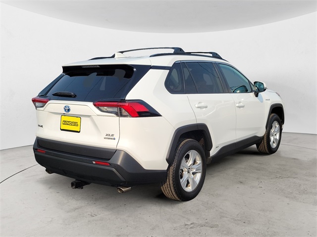 2019 Toyota RAV4 Hybrid XLE photo 4