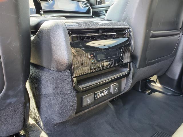 2022 Jeep Wagoneer Series III photo 29