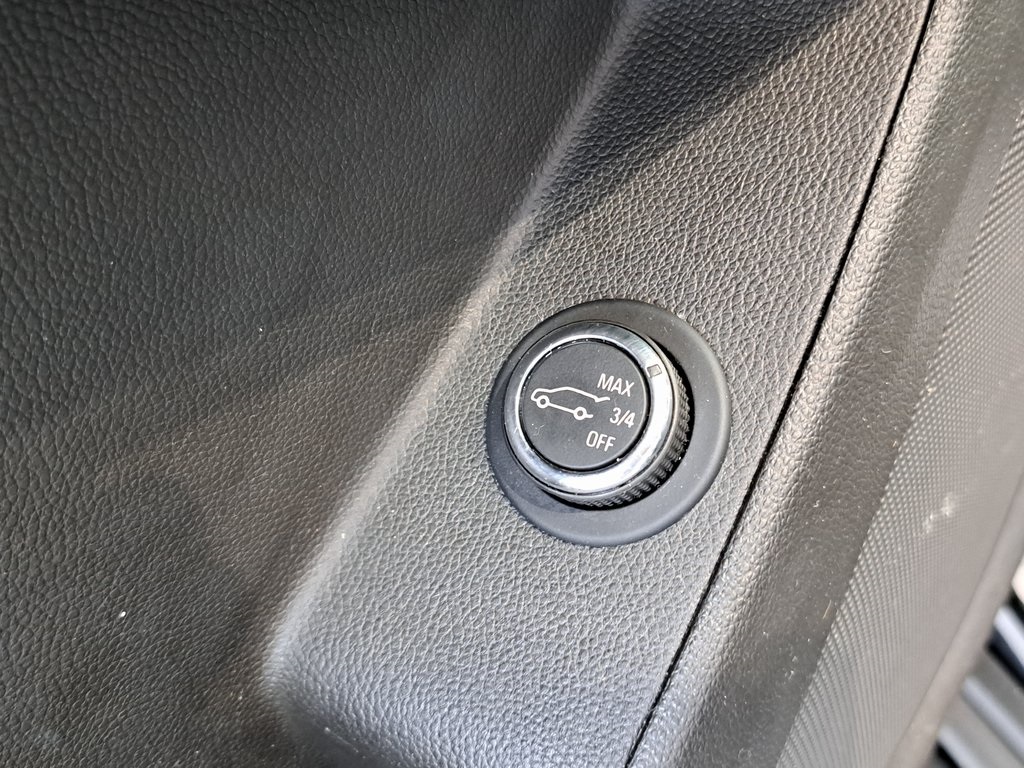 2021 Chevrolet Traverse photo 19