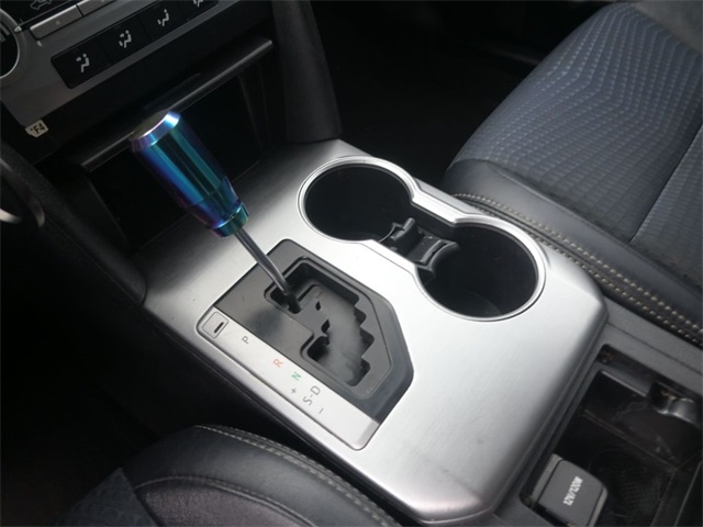 2014 Toyota Camry L photo 27