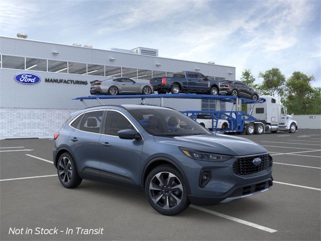 2025 Ford Escape Hybrid Platinum photo 3