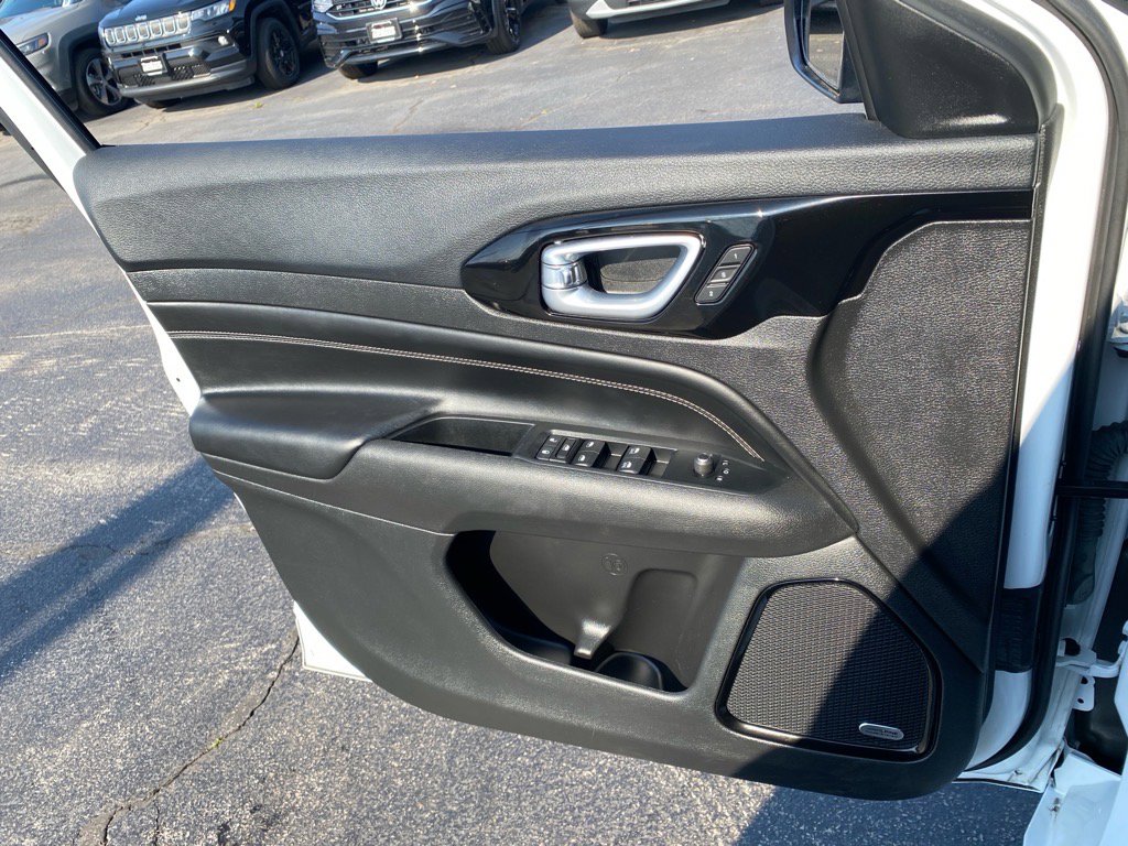 2022 Jeep Compass High Altitude photo 23