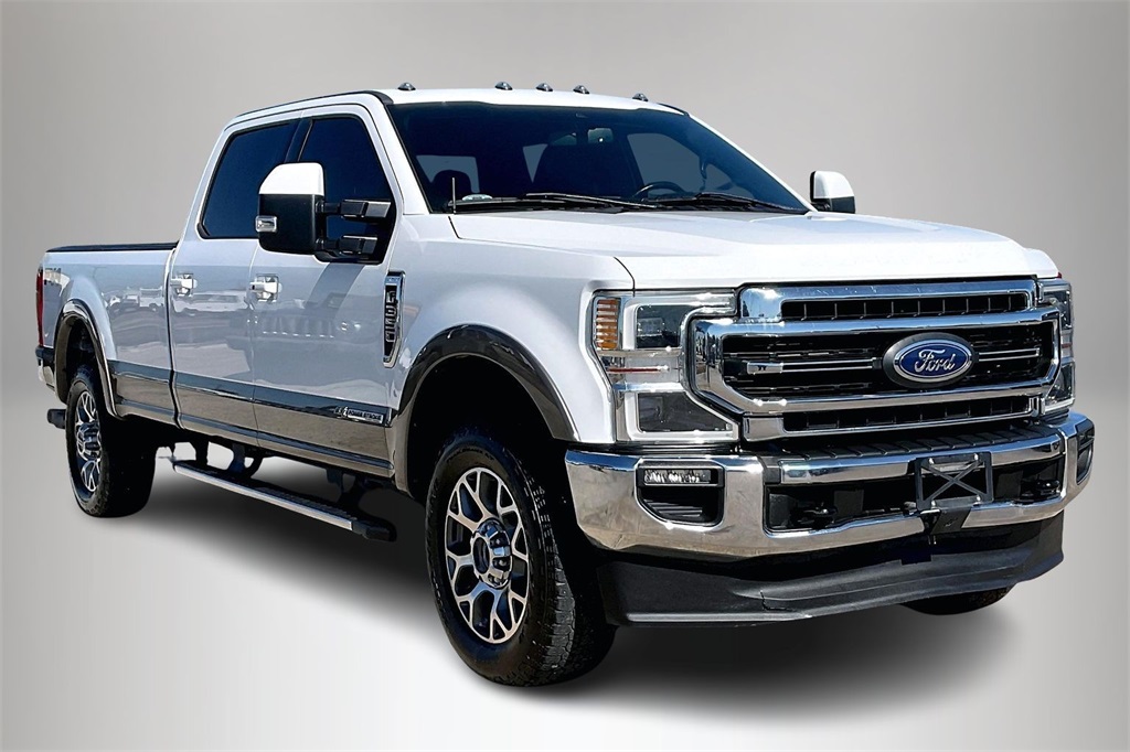 2022 Ford F-350 Super Duty Lariat's photo