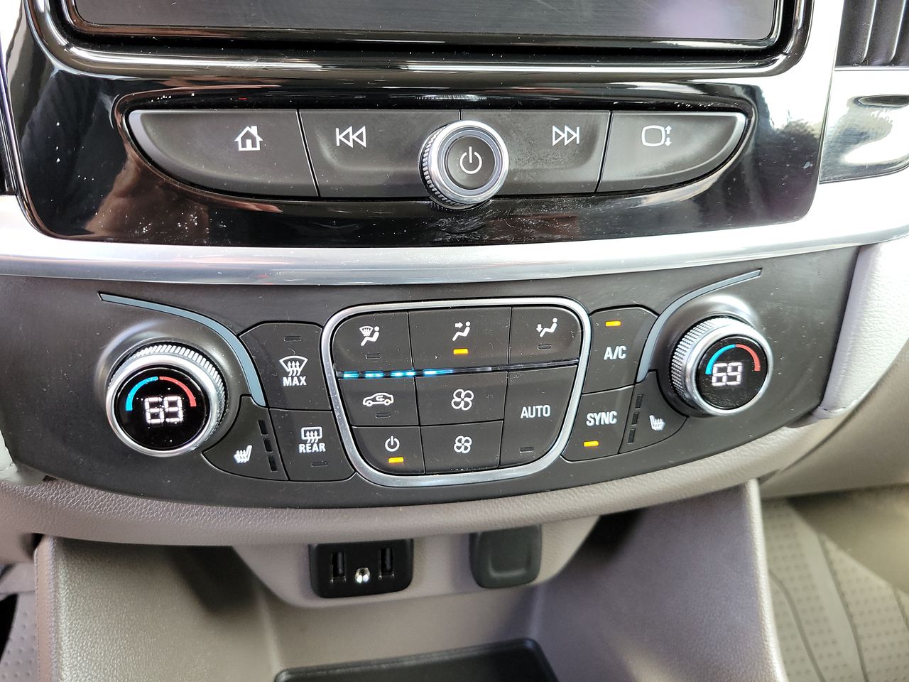2021 Chevrolet Silverado 1500 LT Trail Boss photo 17