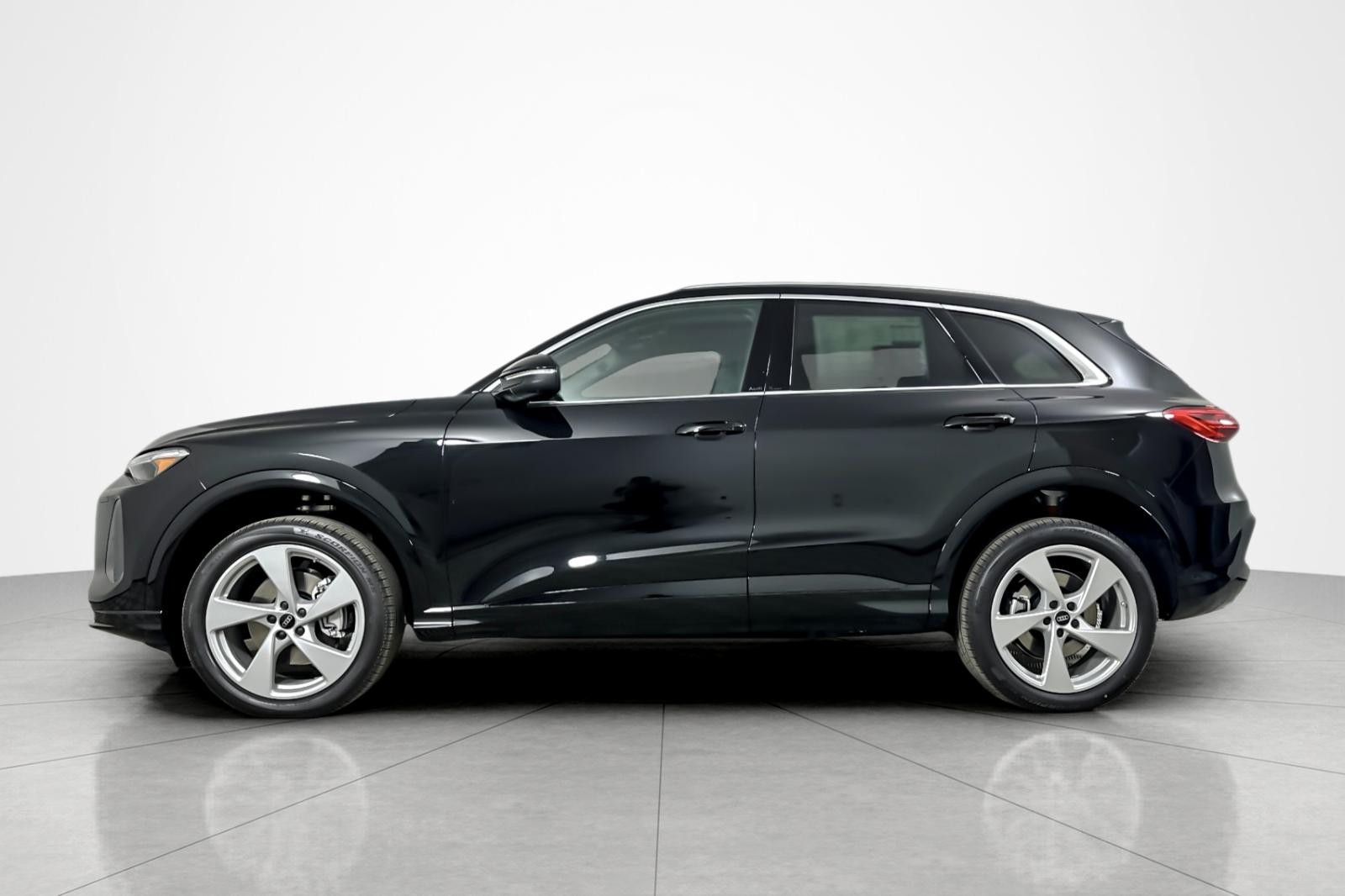2025 Audi Q5 Premium Plus TFSI photo 3