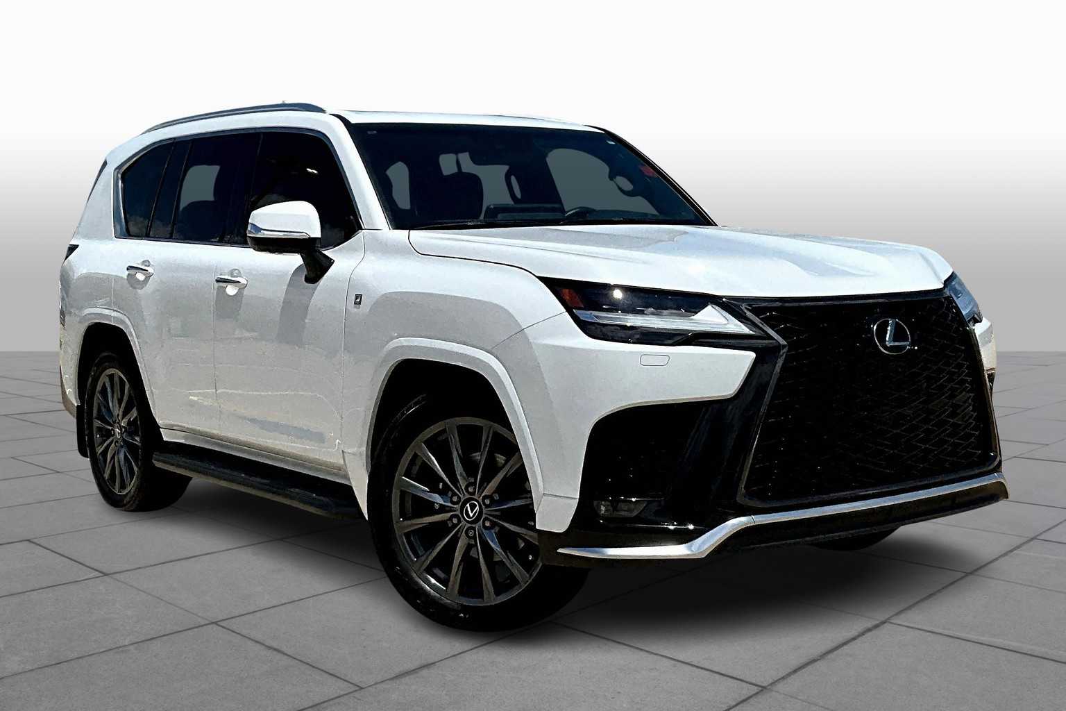 2024 Lexus LX 600 F SPORT photo 2