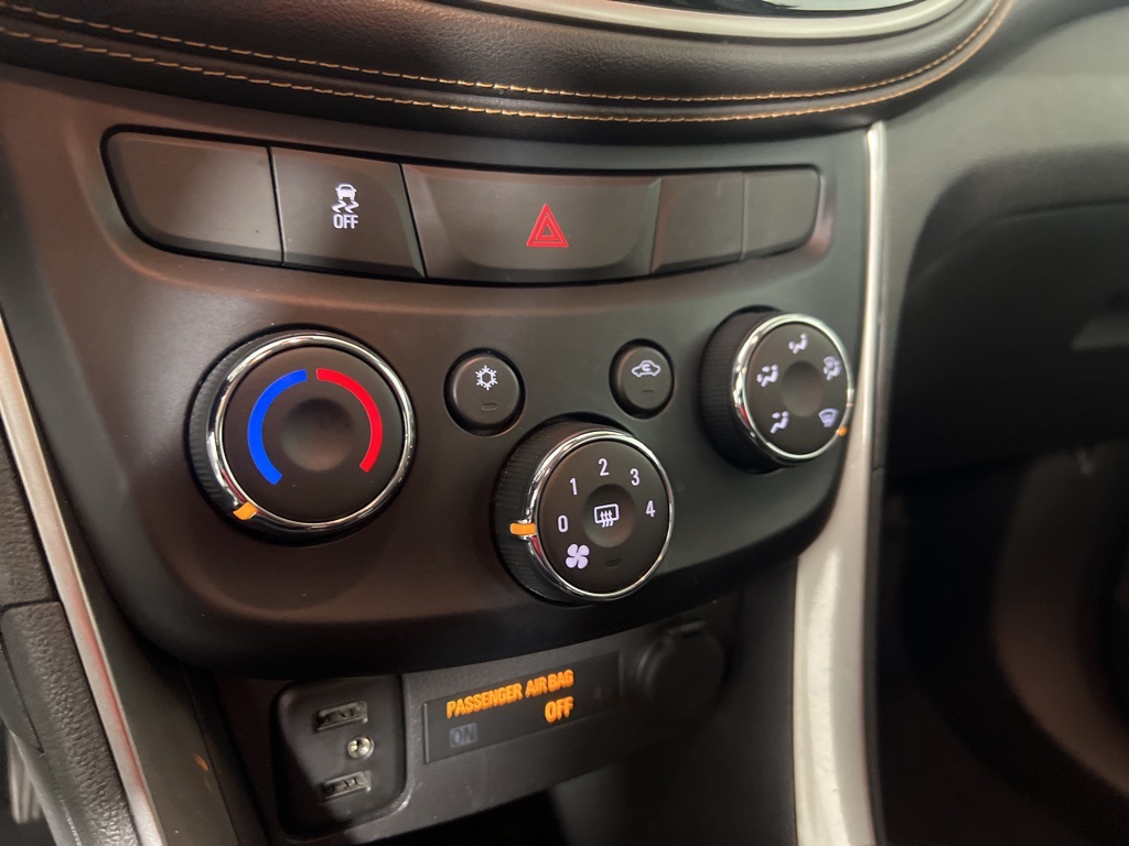 2020 Chevrolet Trax LS photo 24