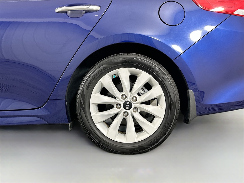 2018 Kia Optima EX photo 28