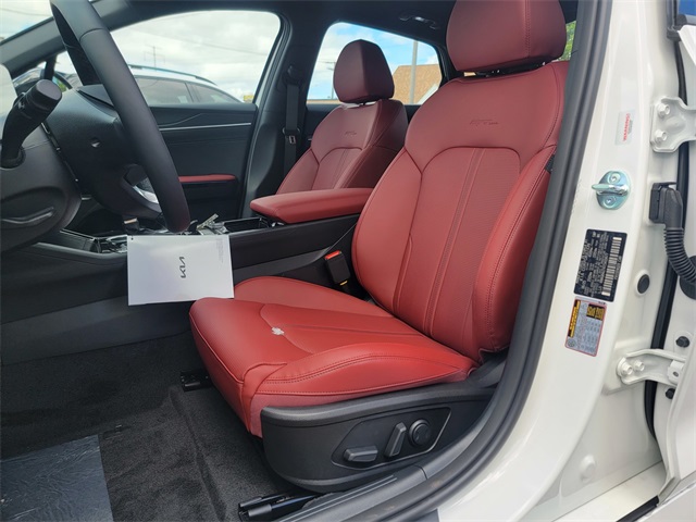 2026 Kia K5 GT-Line photo 13