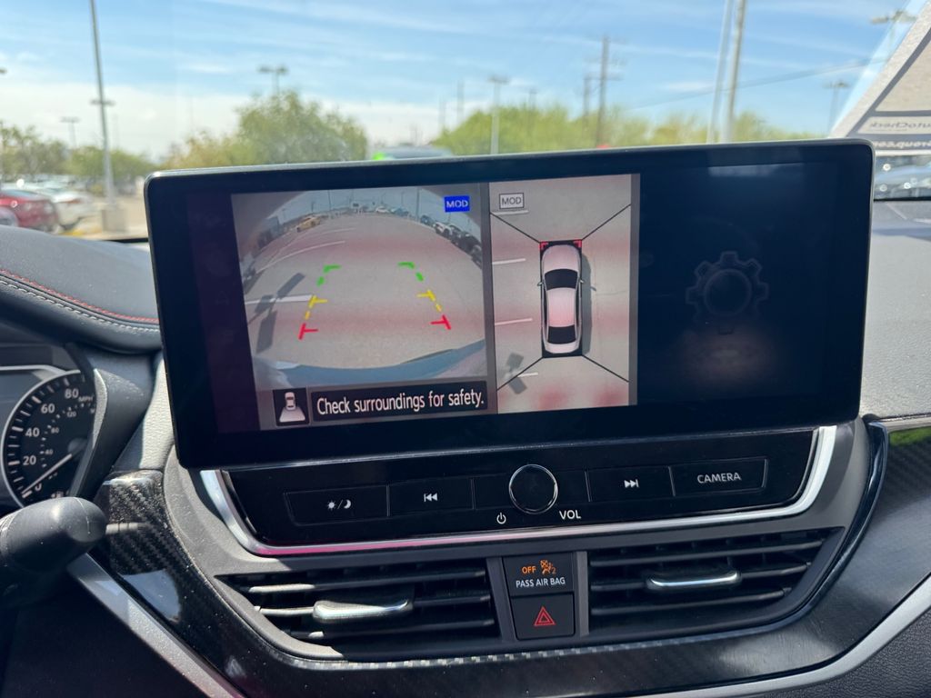 2024 Nissan Altima SR photo 22