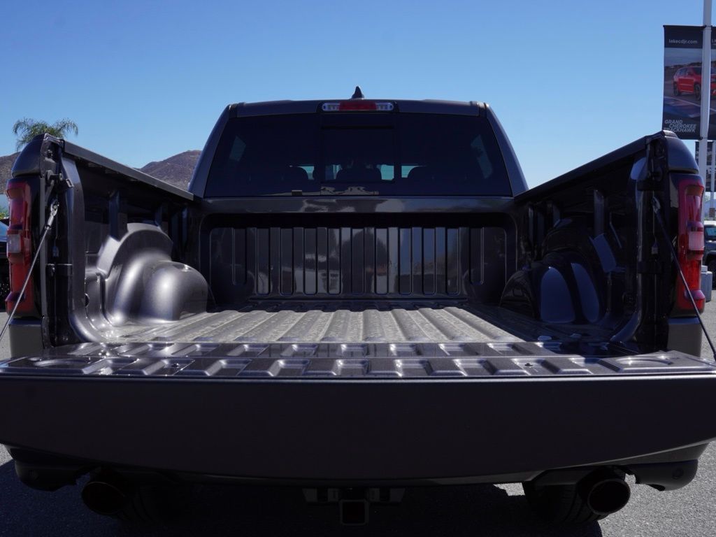 New 2026 Granite Crystal Metallic Clear-Coat Exterior Paint RAM Big Horn Night Edition image 5