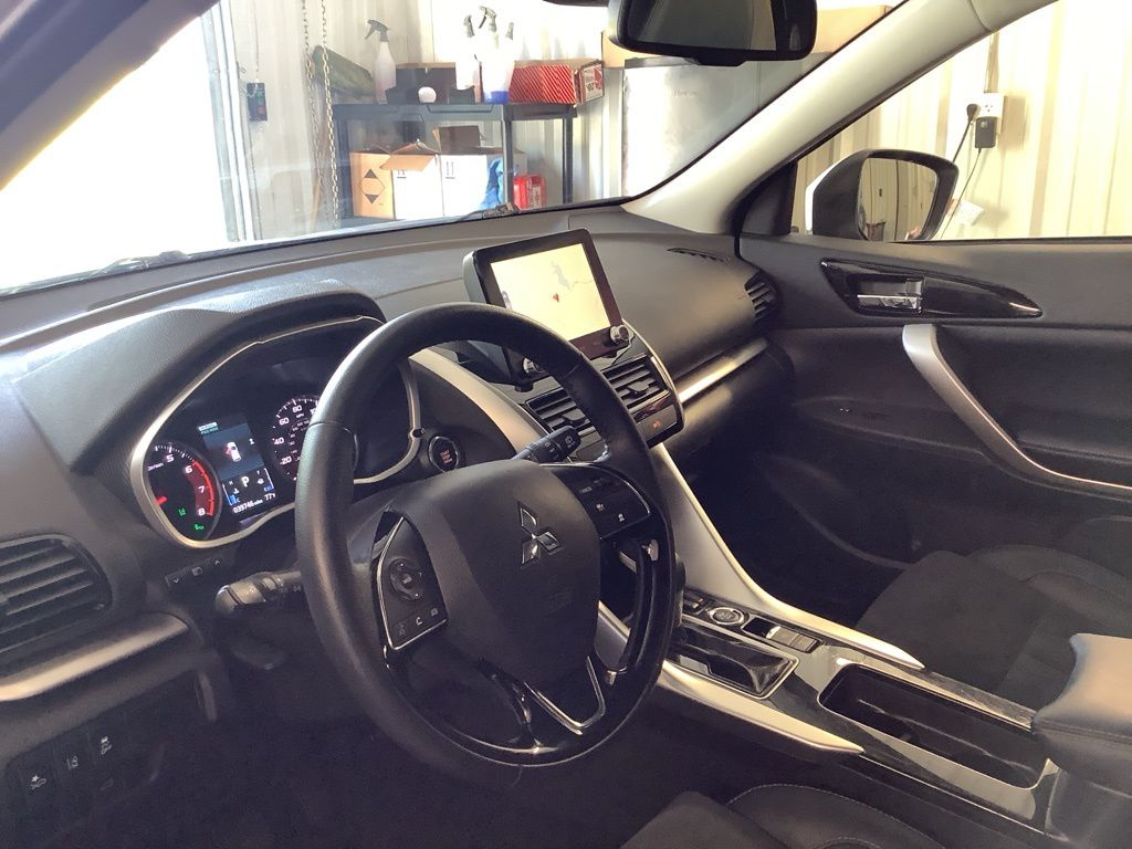 2024 Mitsubishi Eclipse Cross SEL photo 27