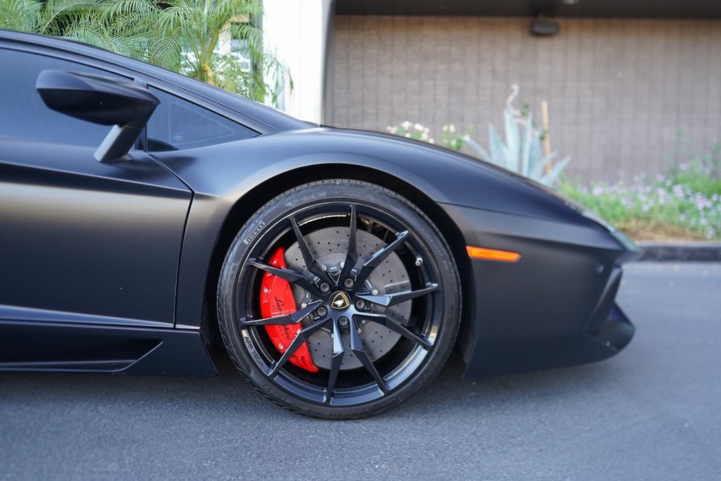 2012 Lamborghini Aventador photo 12