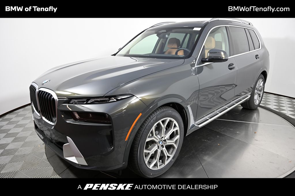 2026 BMW X7 40i's photo