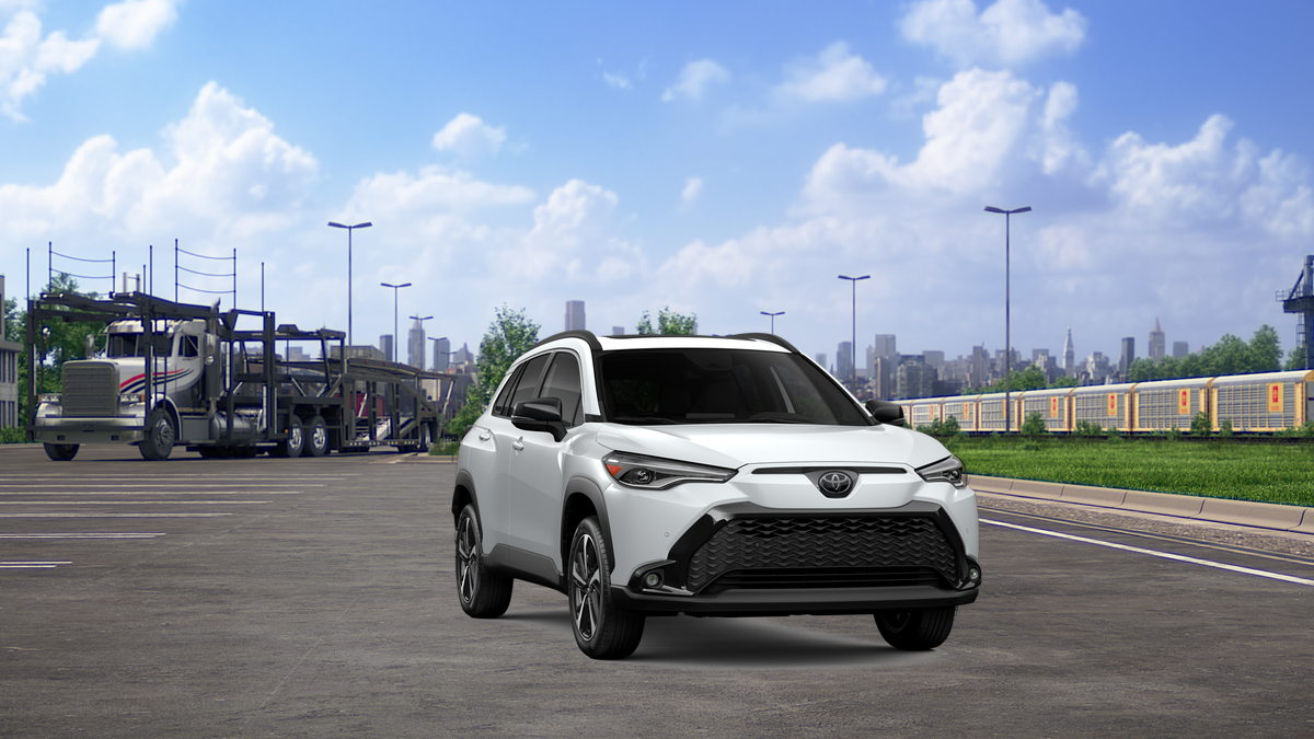 2025 Toyota Corolla Cross Hybrid XSE photo 13