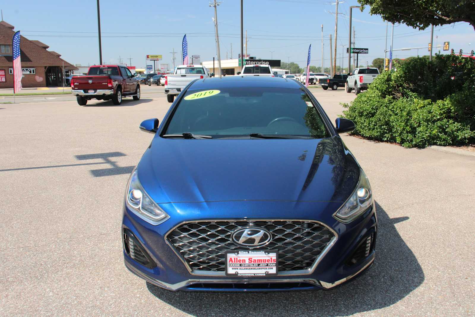 2019 Hyundai Sonata Sport photo 3